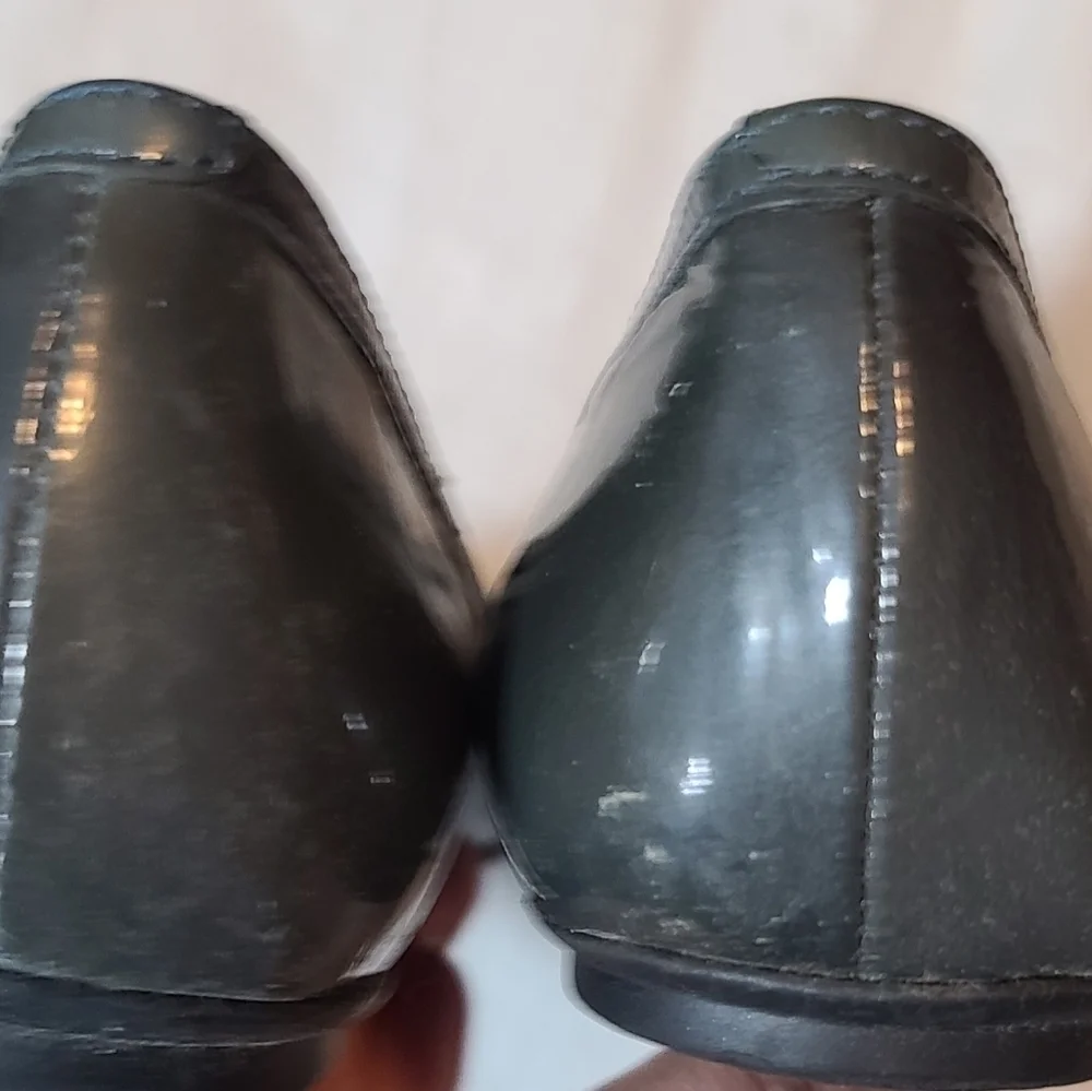 LL Bean Gray Patent Leather Ballet Flats, Sz 7 - Picture 6 of 6